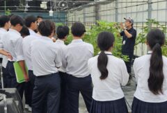 農業経営科２年生が吉備国際大学農学部を訪問しました。